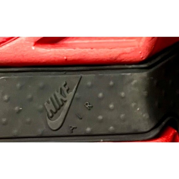 NIKE Air Hurache Gym red/black Boy’s Size 7 [AH7334-603] Pre-owned - Picture 6 of 7